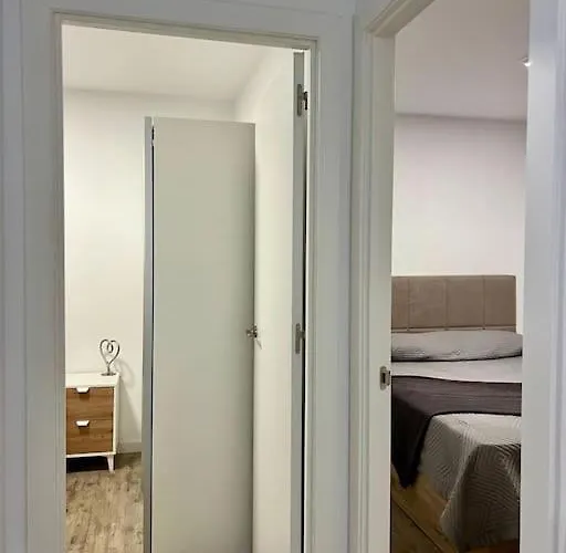 Detail Palmeras Апартаменти