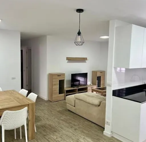 Detail Palmeras Адехе