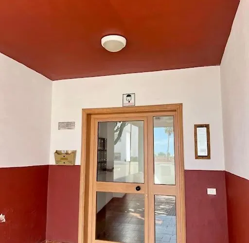 Detail Palmeras Апартаменти